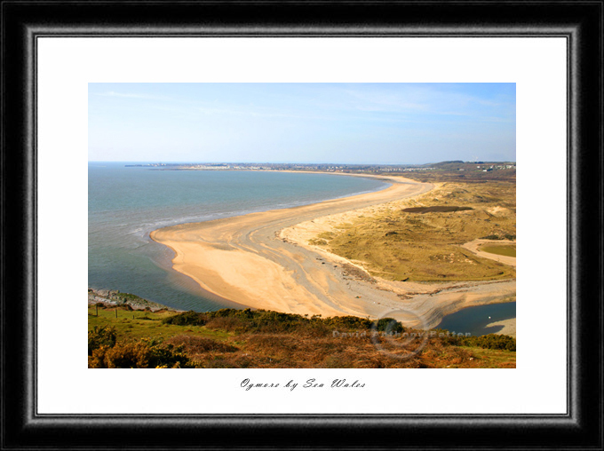photo of newton bay and ogmore river mouth by david batten
